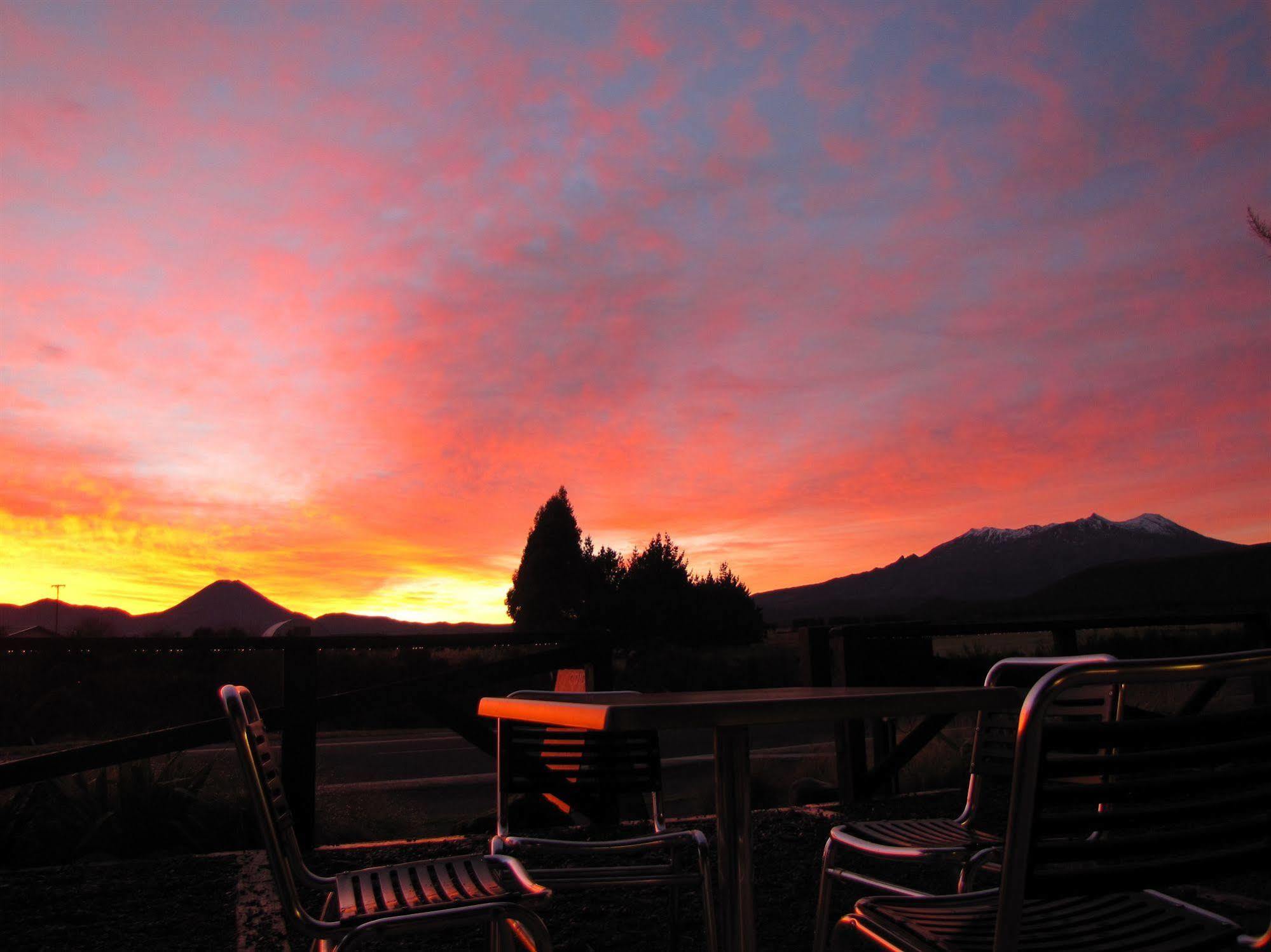 The Park Hotel Ruapehu Nationalpark Exteriör bild